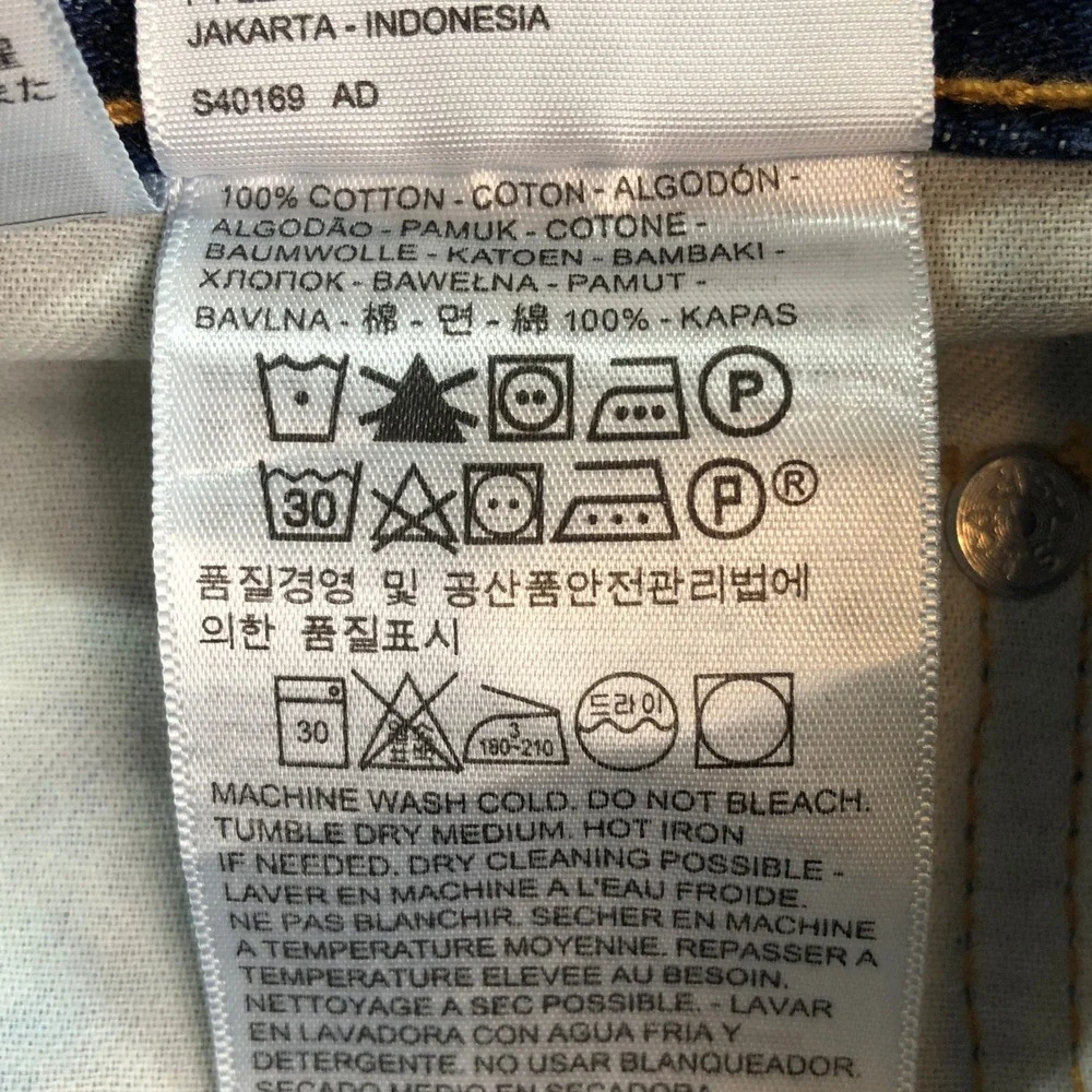 Levis levi mens